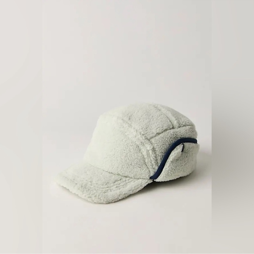A9. NWOT Free People Windchill Cap